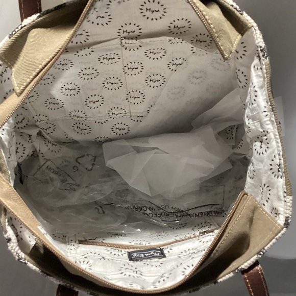 Myra‎ Chevron Patterned Tote Bag with Brown Straps - Picture 8 of 8